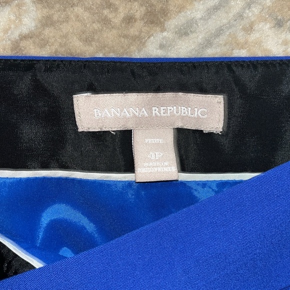 Blue Banana Republic business skirt size 4p - Picture 3 of 3